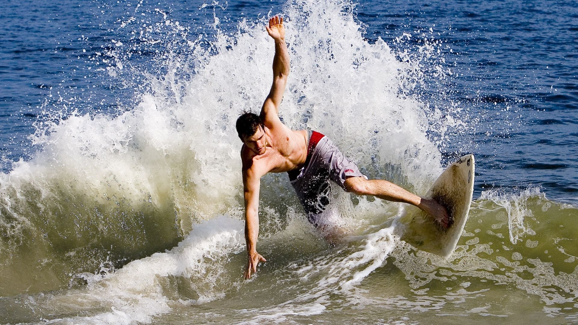 丹麦队轻取印尼队,黄鸭组合惊艳四座