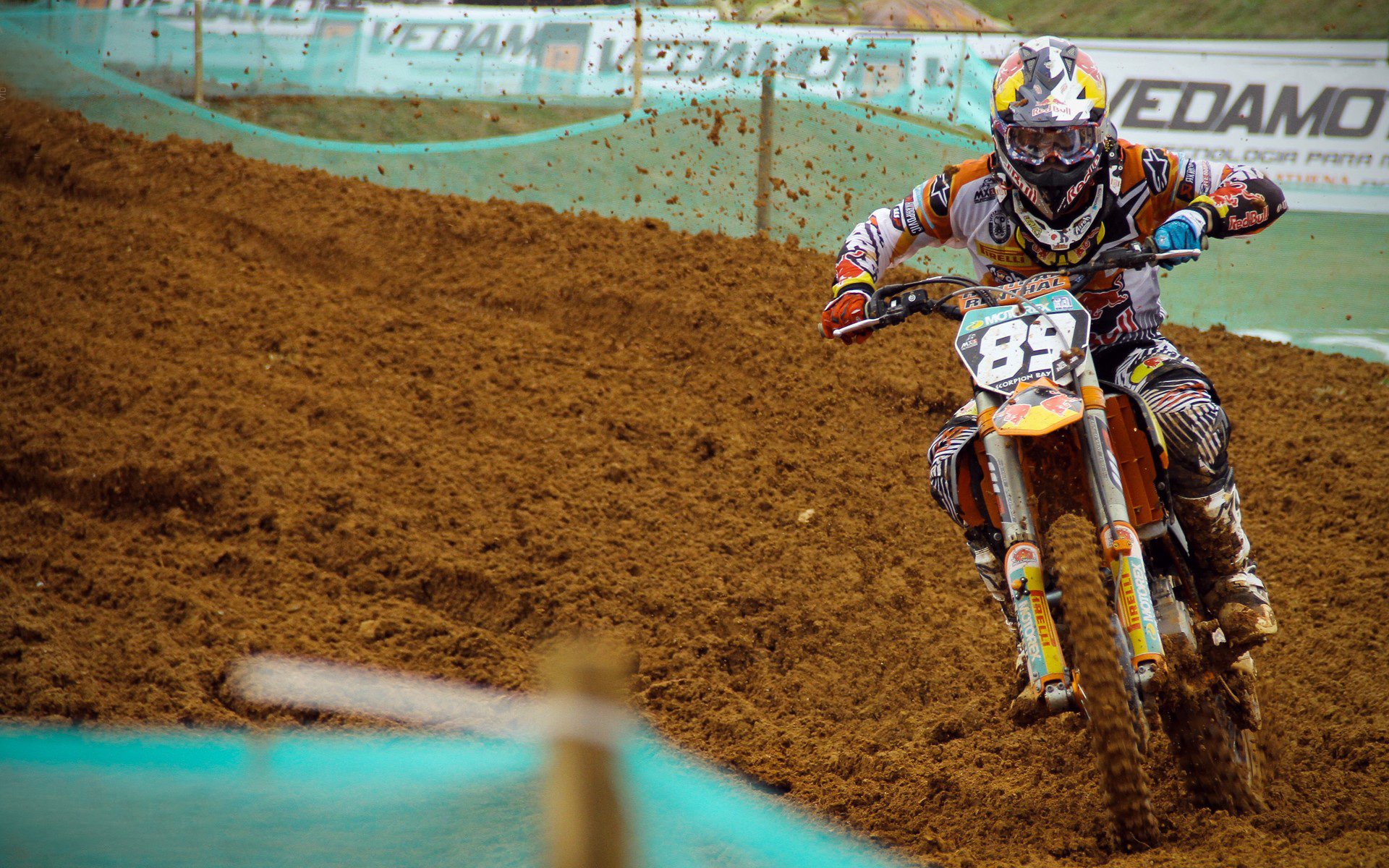 绝地反击！索伯车队惊天翻盘梅赛德斯，诺里斯关键制胜改写F1格局